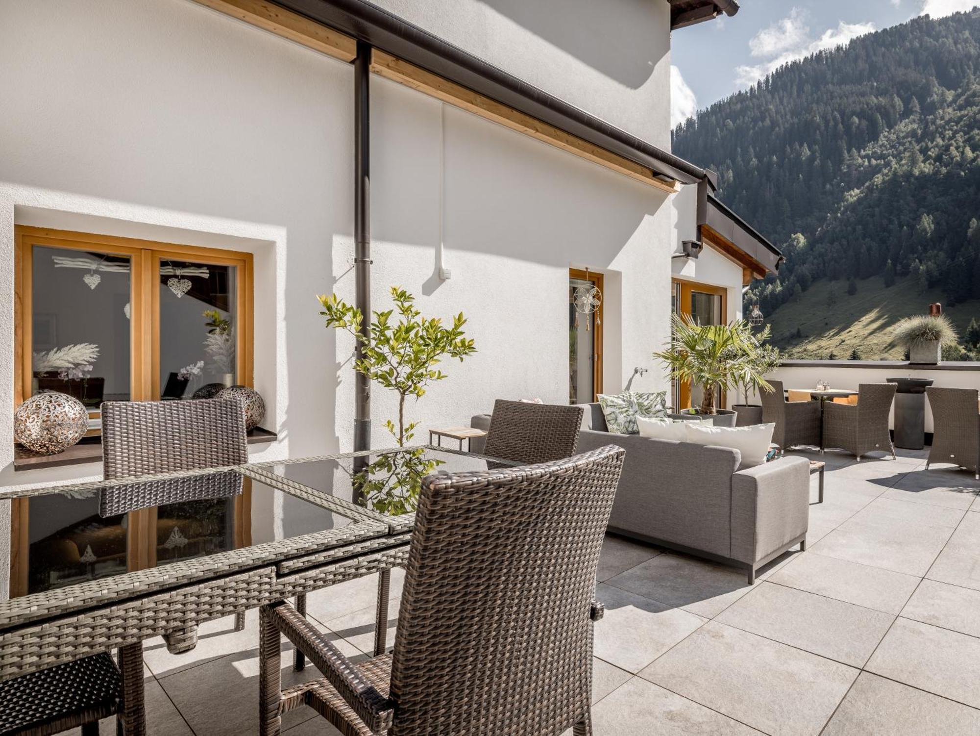 فندق Quality Hosts Arlberg - Haus Pepi Eiter سانكت أنتون ام ارلبرغ المظهر الخارجي الصورة
