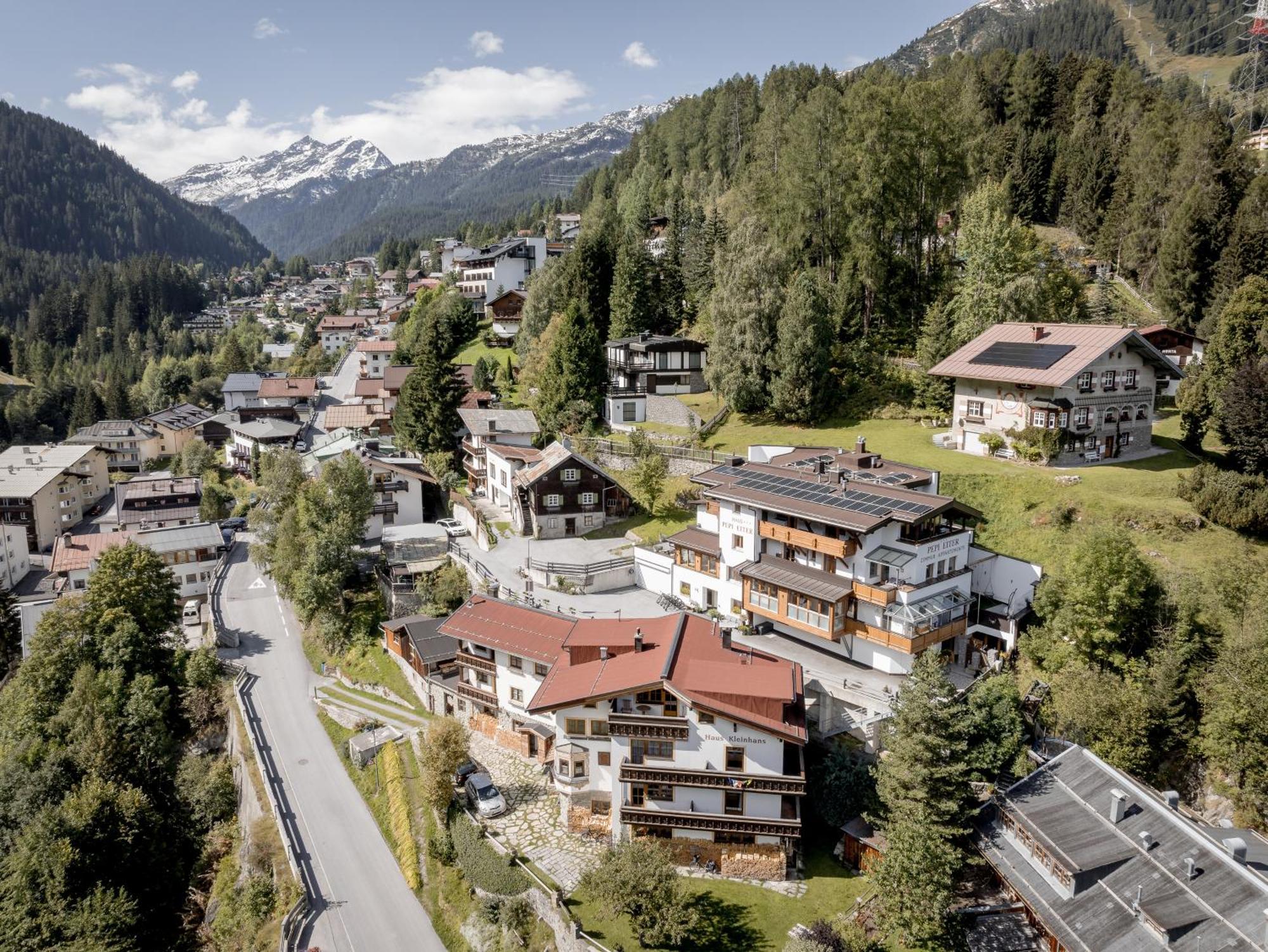 فندق Quality Hosts Arlberg - Haus Pepi Eiter سانكت أنتون ام ارلبرغ المظهر الخارجي الصورة