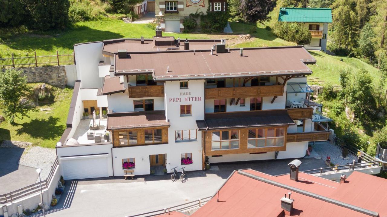 فندق Quality Hosts Arlberg - Haus Pepi Eiter سانكت أنتون ام ارلبرغ المظهر الخارجي الصورة